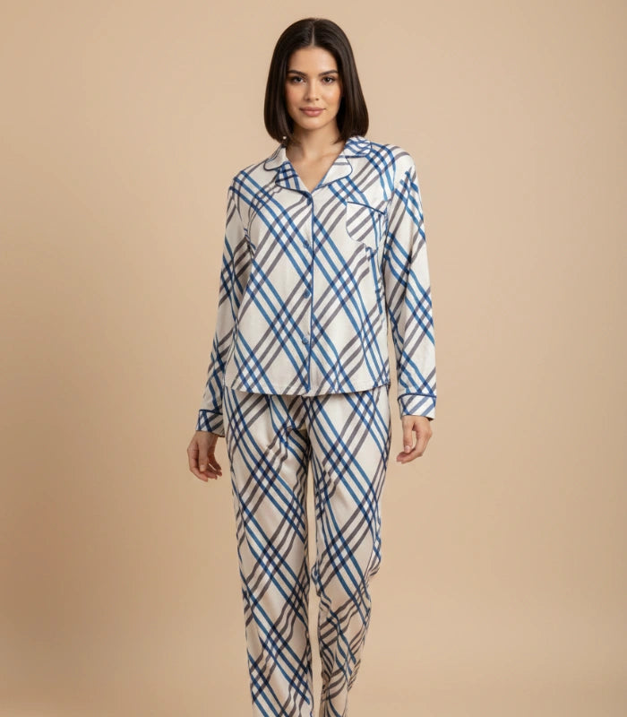 Women’s Winter Plaid Pajama – Warm Fabric & Comfortable Design